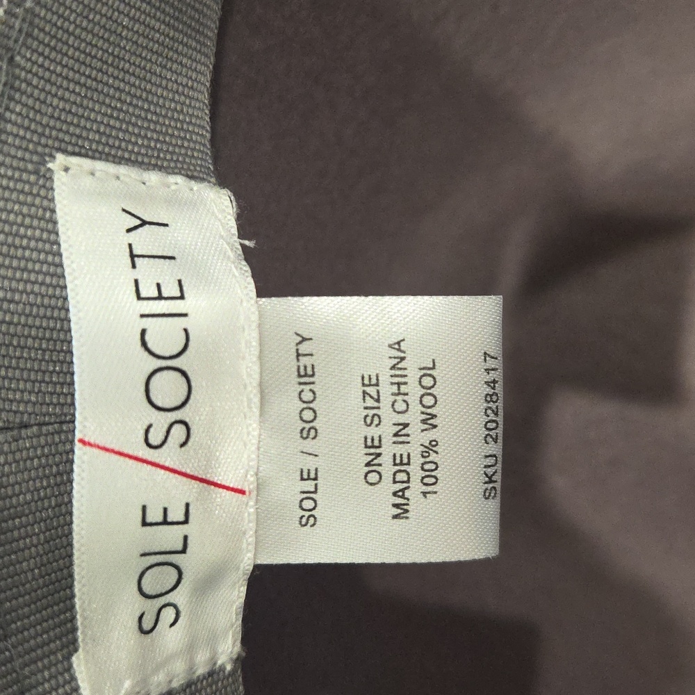 Sole Society Hat 100% Wool O/S - Picture 3 of 3